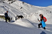 Sulle nevi dei panoramici e soleggiati Piani dell閳ユvaro (5-2-'19)